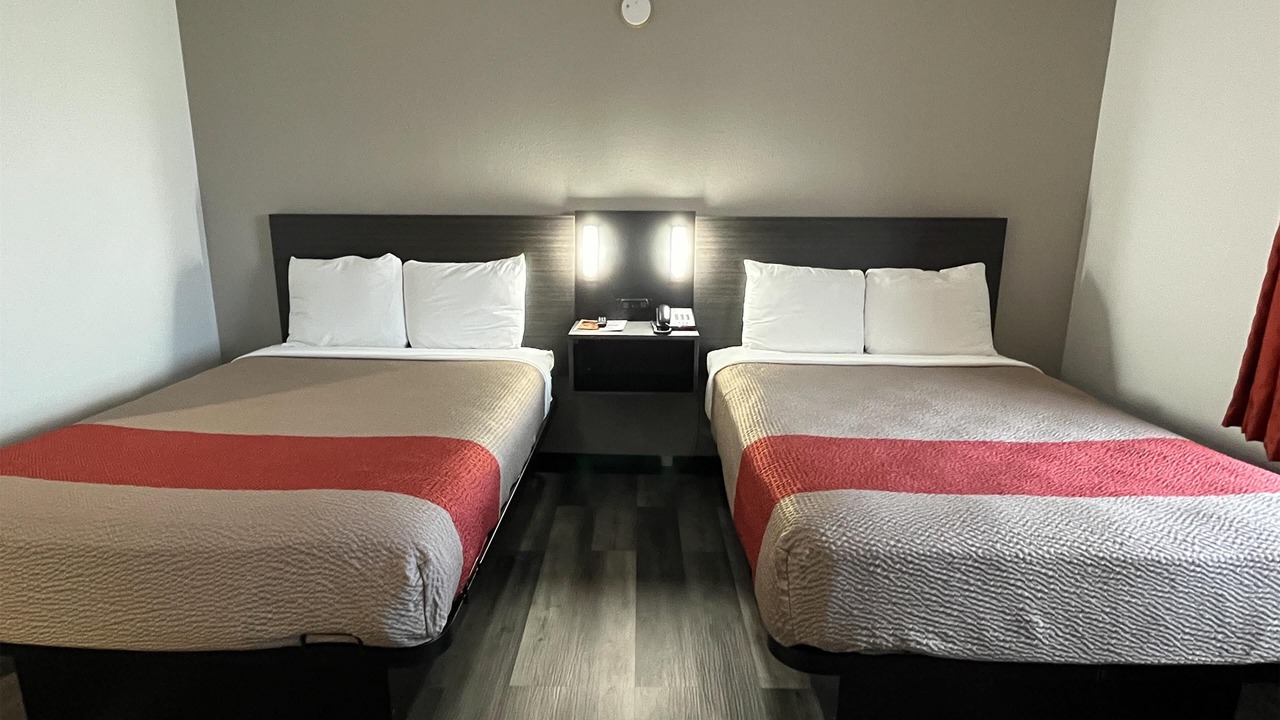 Photo of Bedroom in Urbana