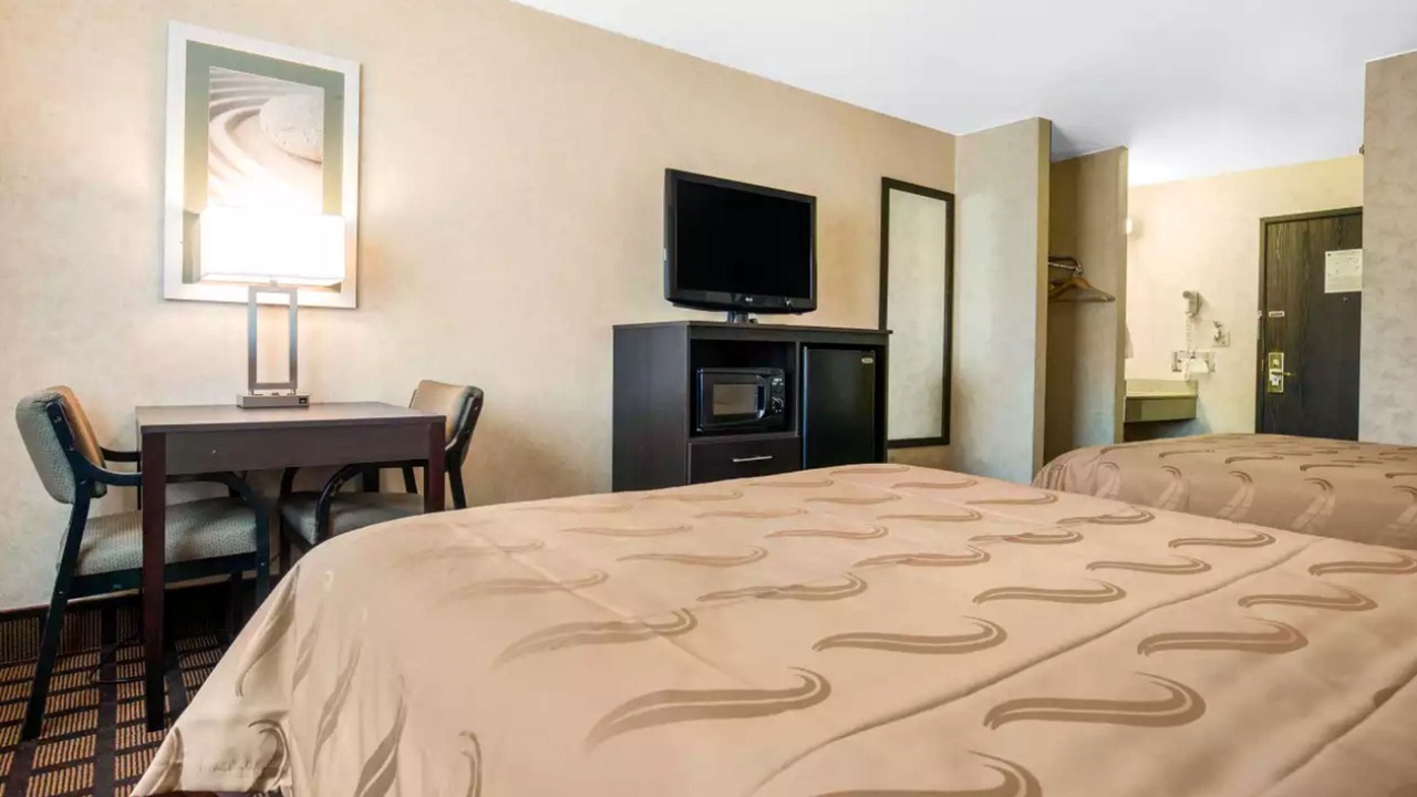 Photo of Bedroom in Monee