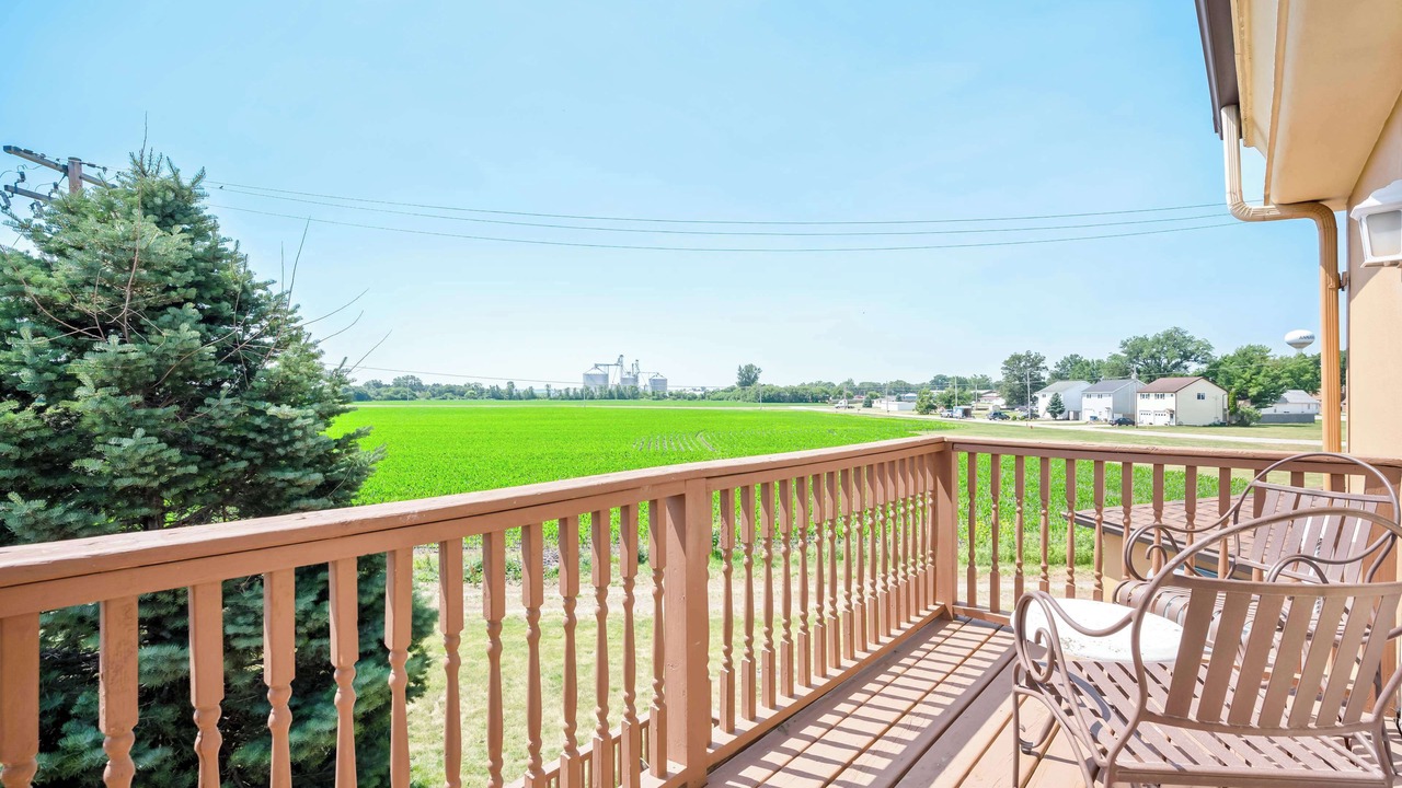 Photo of Patio Balcony in Annawan