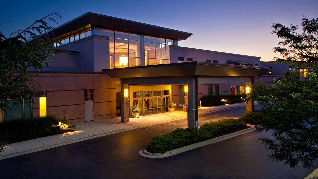 Photo of Buildings in Itasca