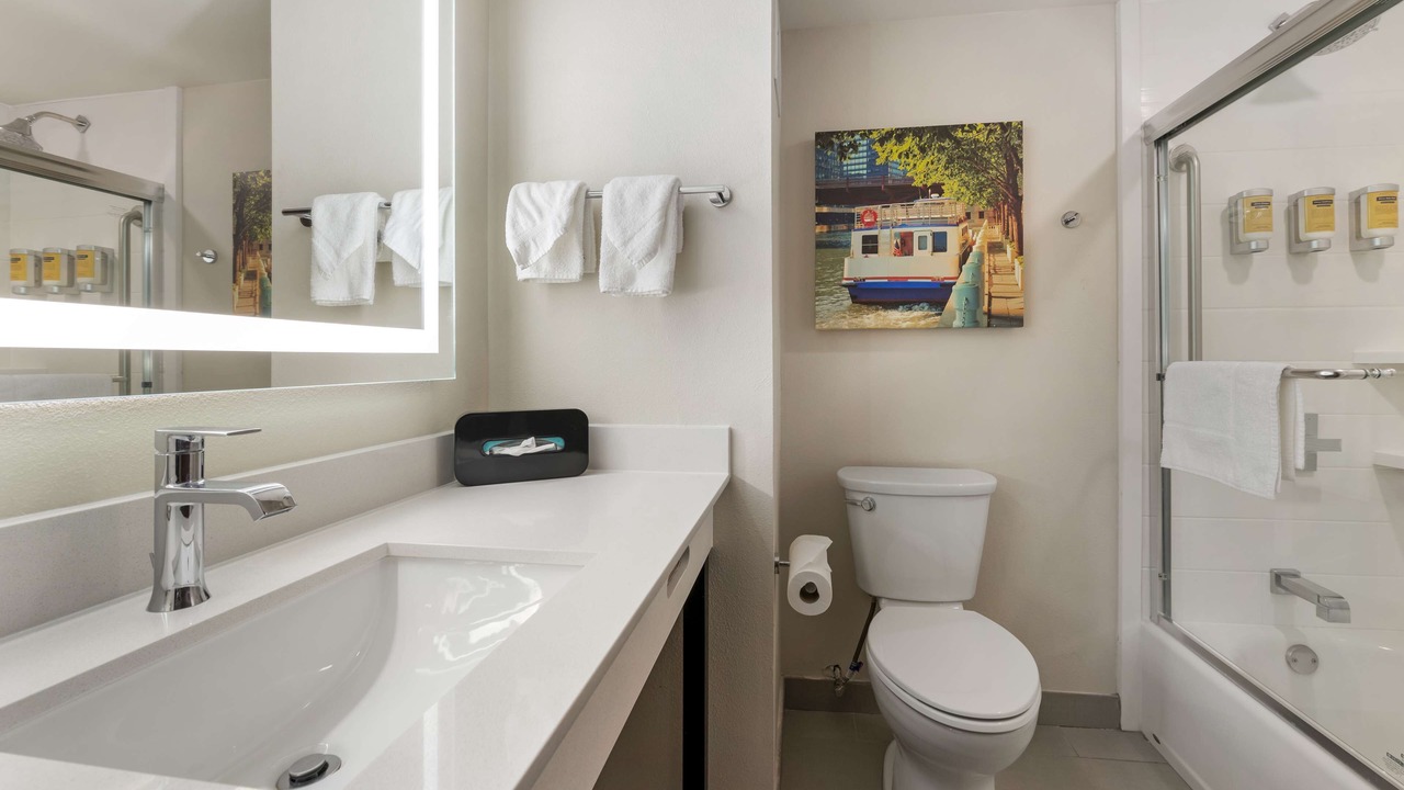 Photo of Bathroom in South Holland