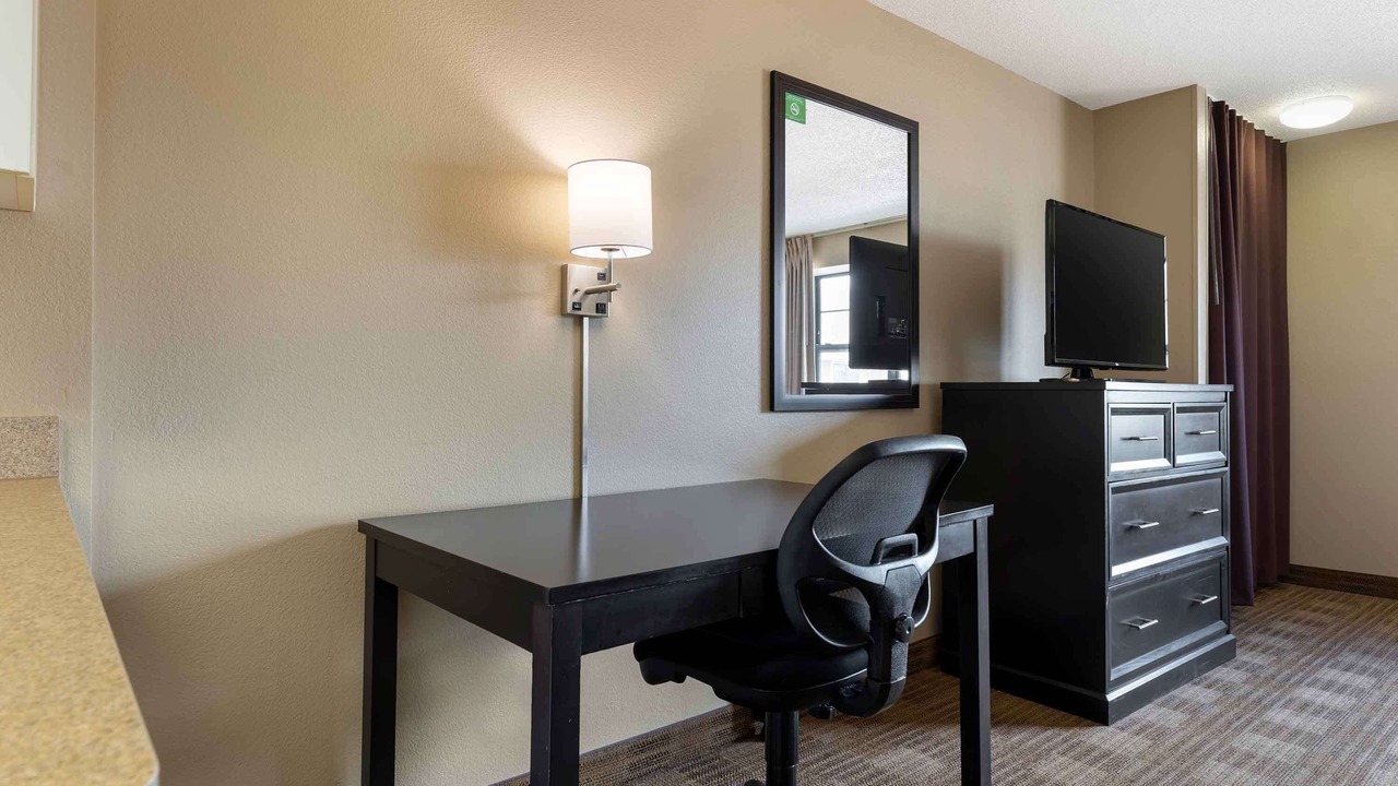 Photo of Bedroom in Des Plaines