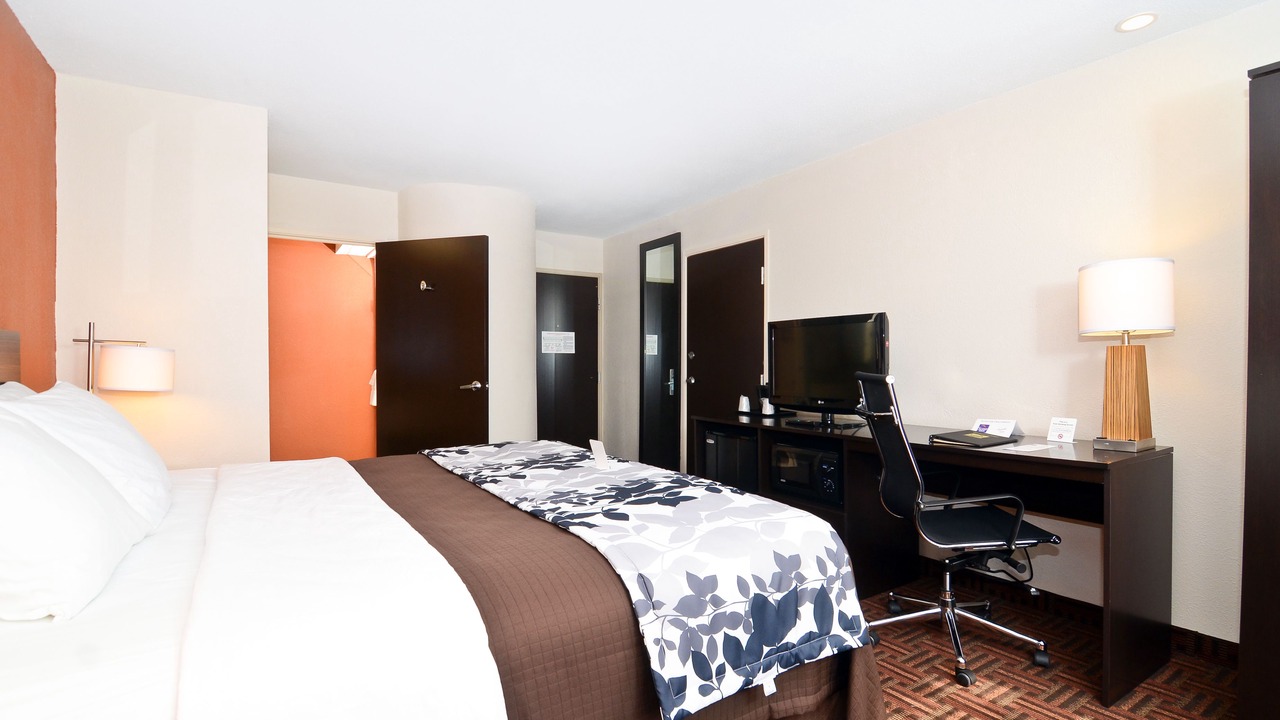 Photo of Bedroom in O'Fallon