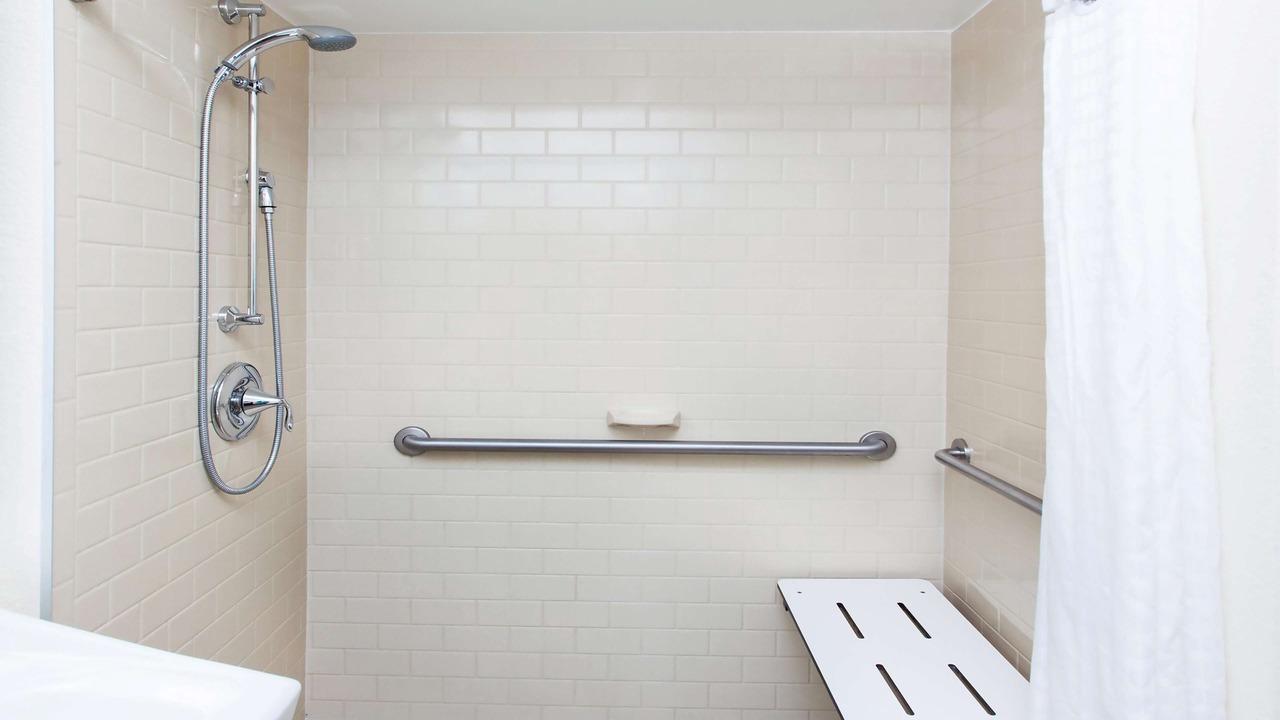 Photo of Bathroom in Waukegan