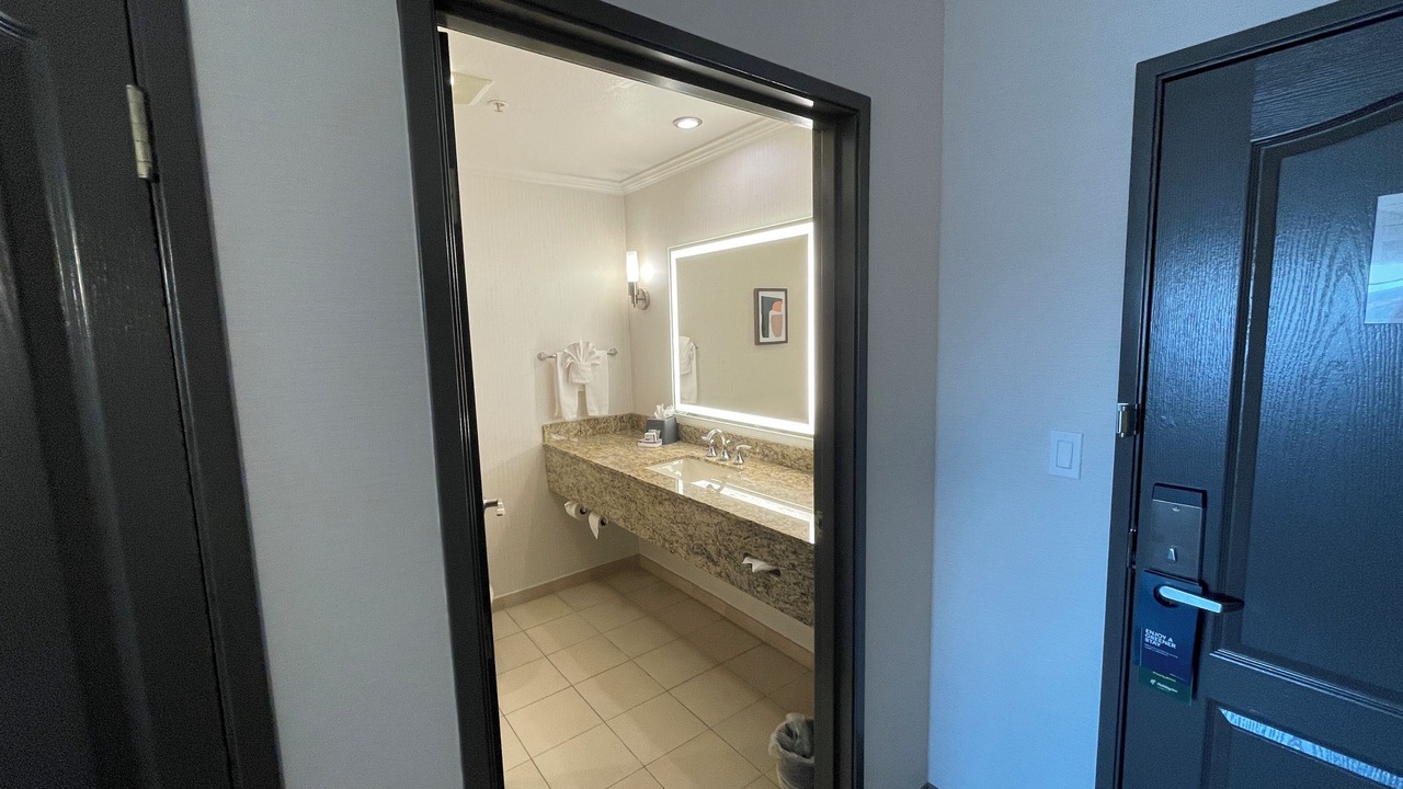 Photo of Bathroom in Elgin