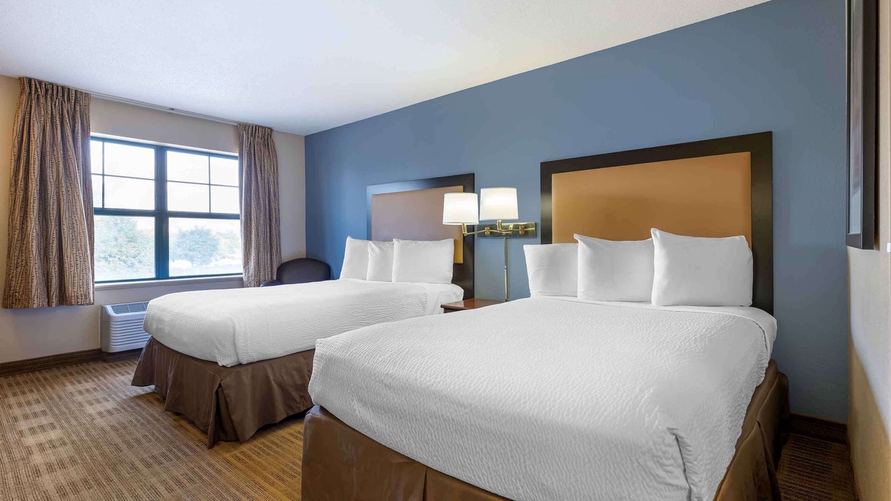 Photo of Bedroom in Romeoville