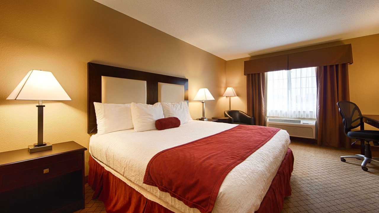 Photo of Bedroom in Macomb