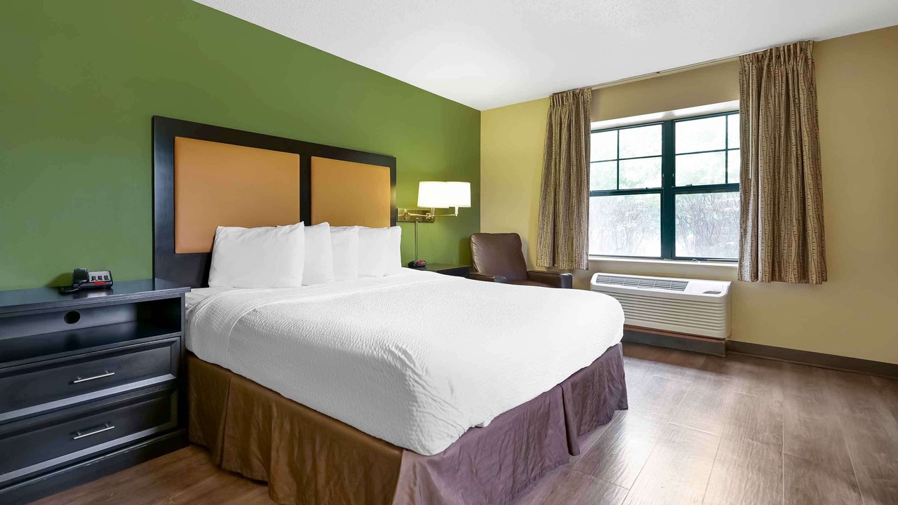 Photo of Bedroom in Lansing