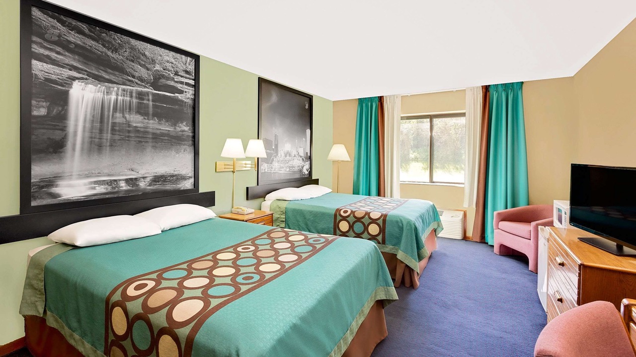 Photo of Bedroom in Macomb