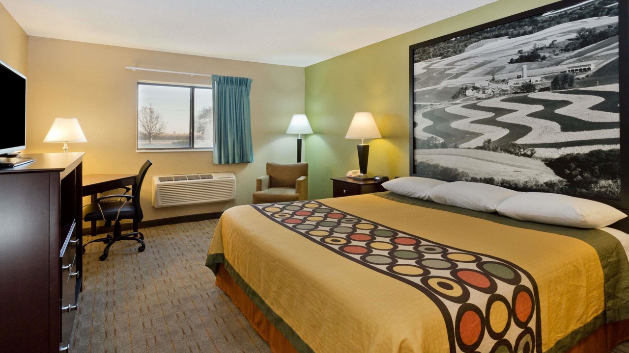 Photo of Bedroom in Rochelle