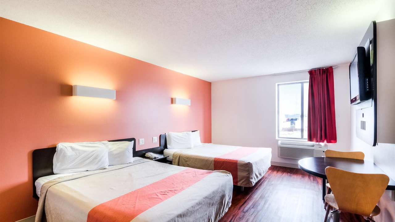 Photo of Bedroom in Lansing