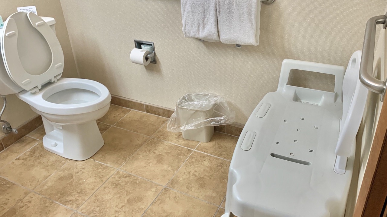 Photo of Bathroom in Macomb