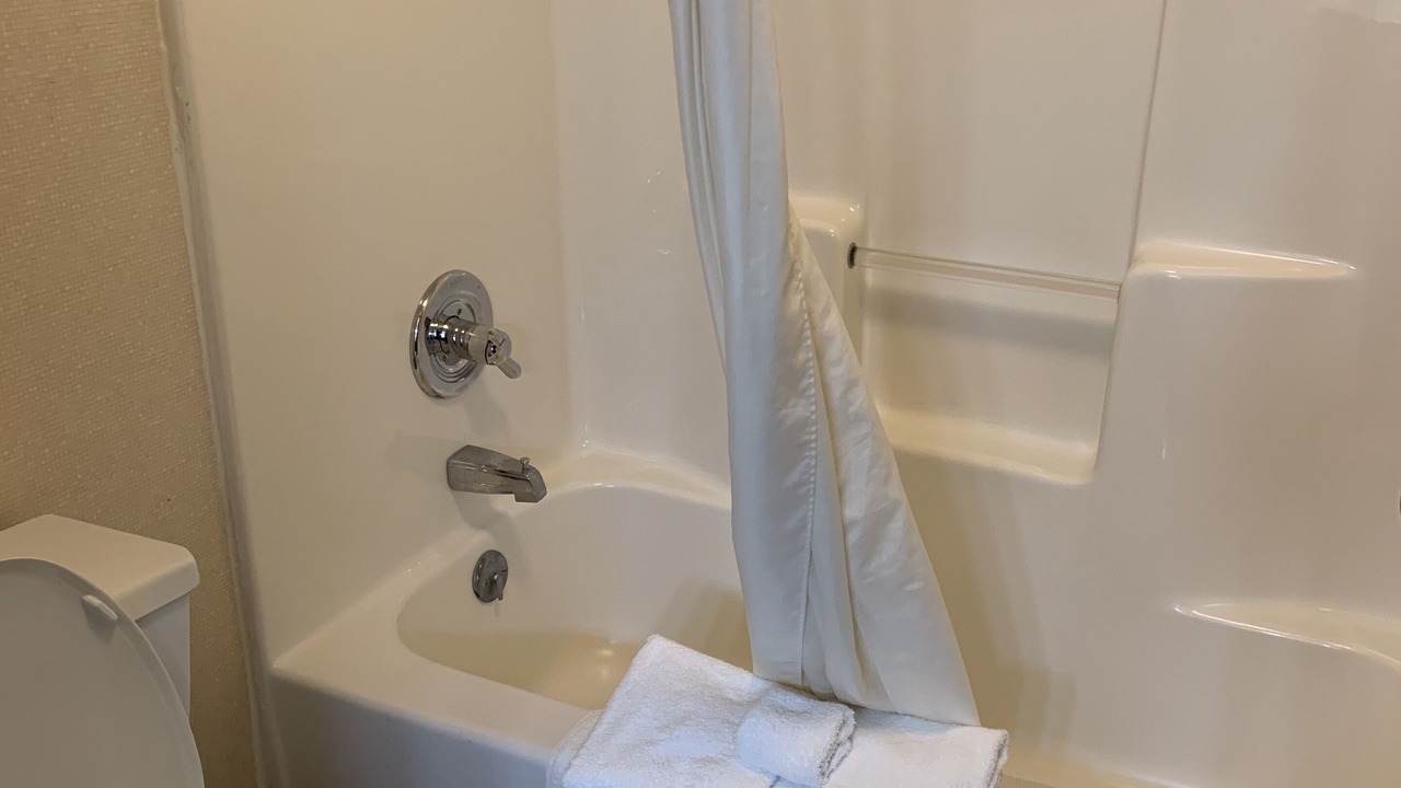 Photo of Bathroom in Macomb