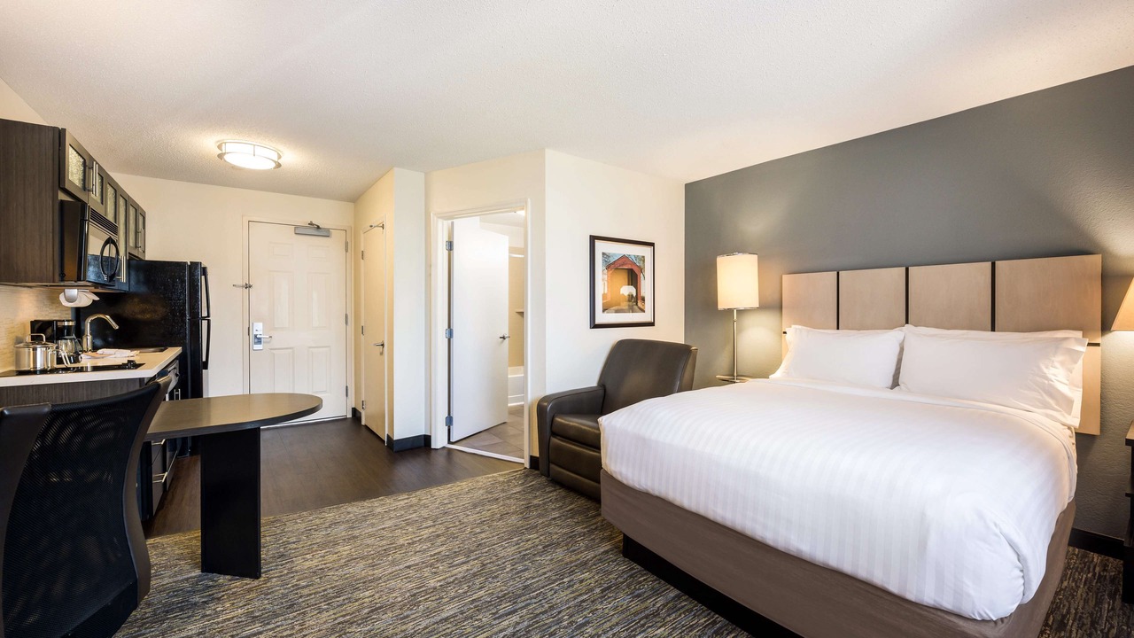 Photo of Bedroom in Libertyville