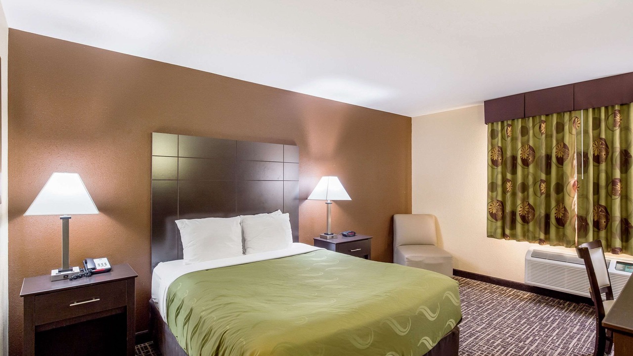 Photo of Bedroom in Caseyville