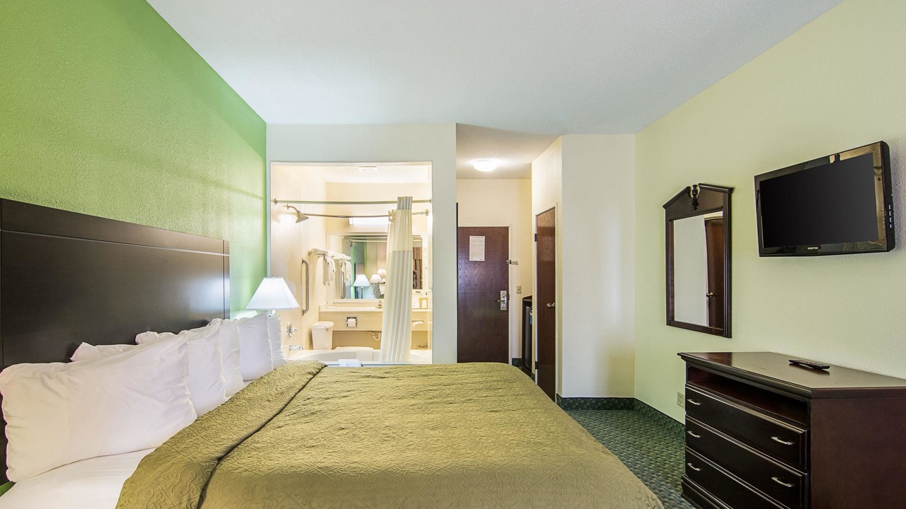 Photo of Bedroom in Harvey