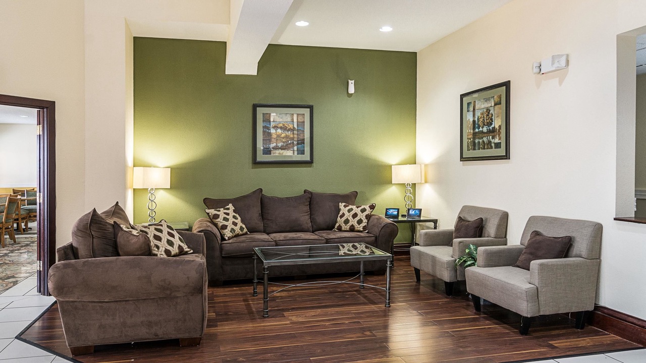 Photo of Livingroom in Harvey