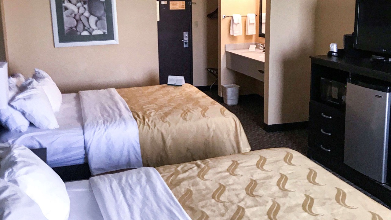 Photo of Bedroom in Mendota