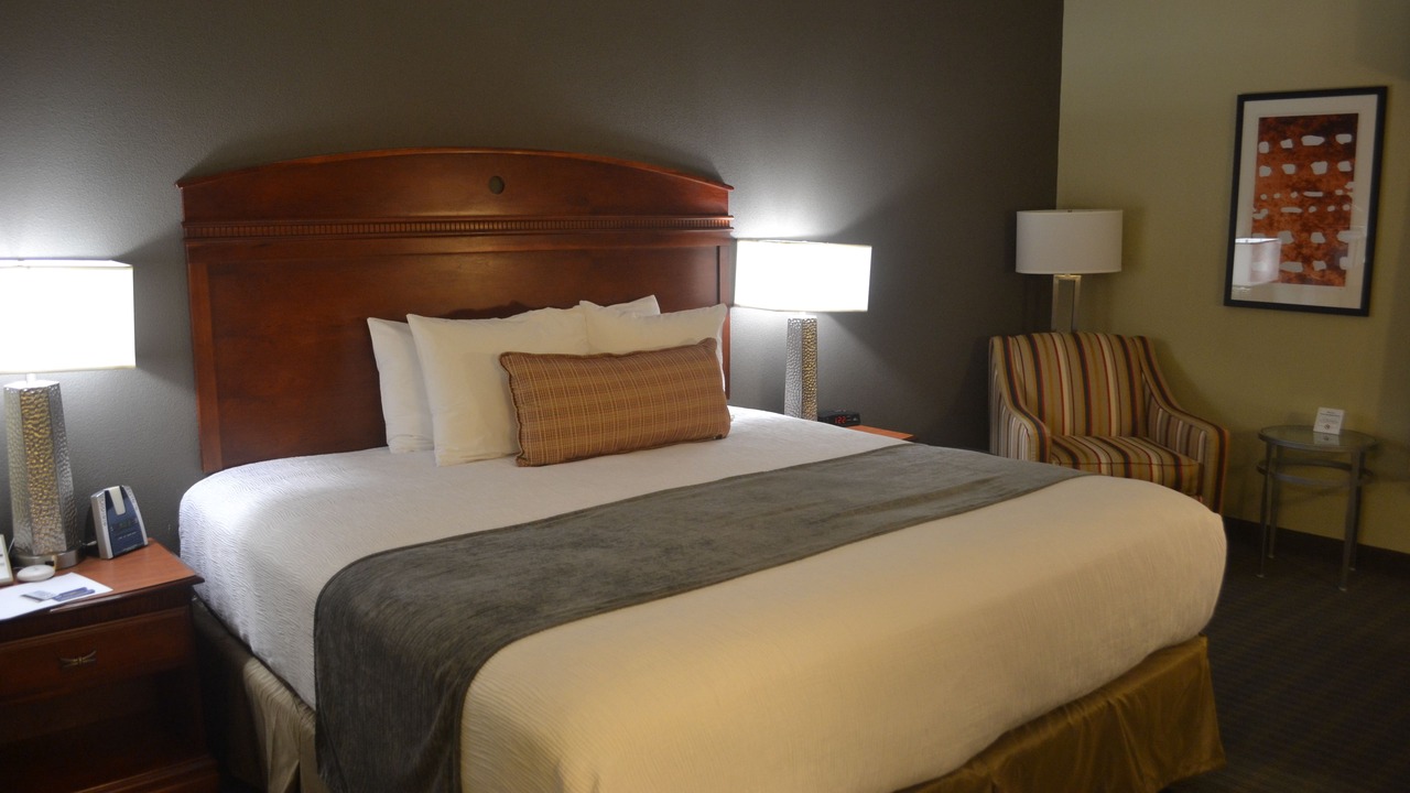 Photo of Bedroom in Effingham