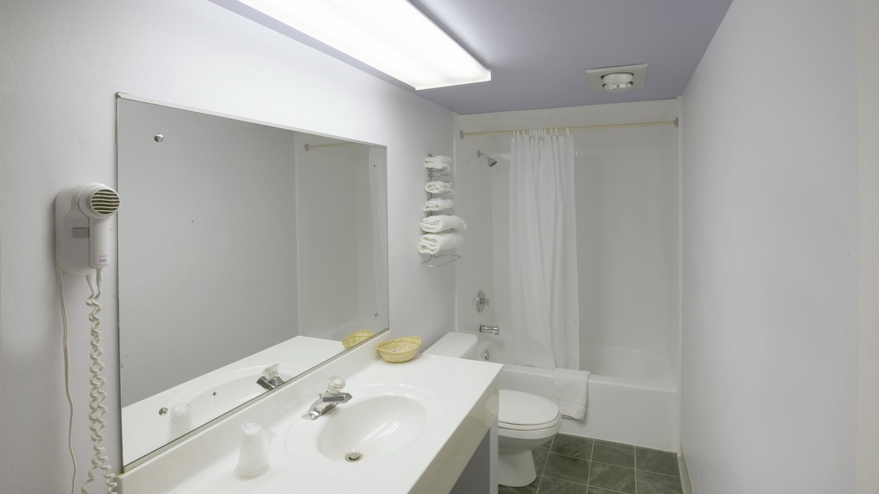 Photo of Bathroom in Litchfield
