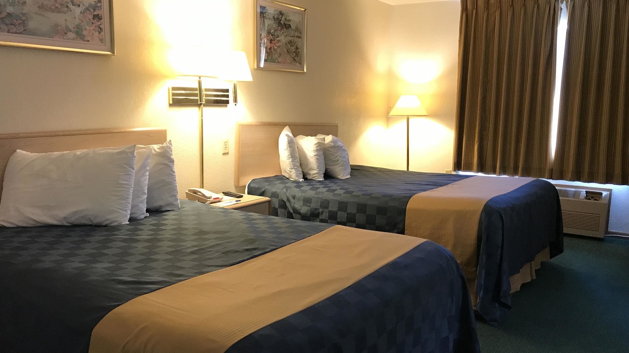 Photo of Bedroom in Champaign