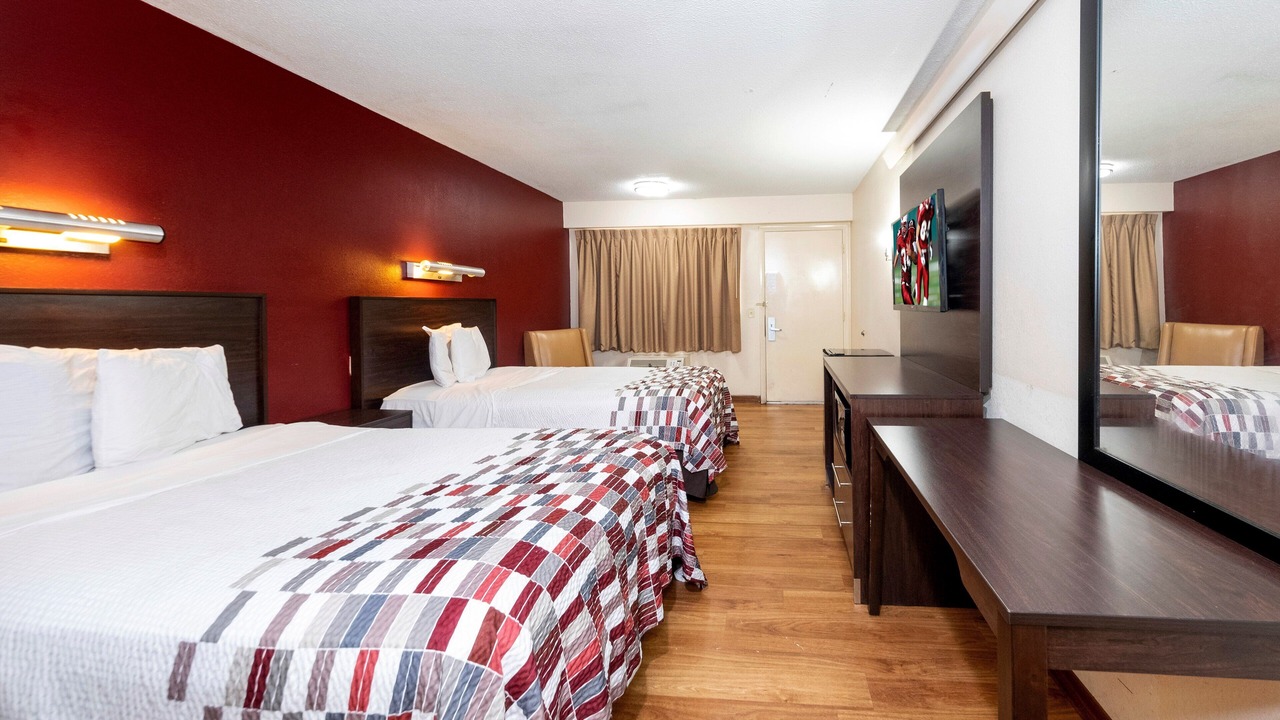 Photo of Bedroom in Lansing
