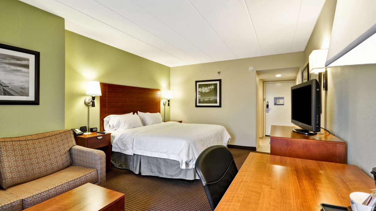 Photo of Bedroom in Gurnee