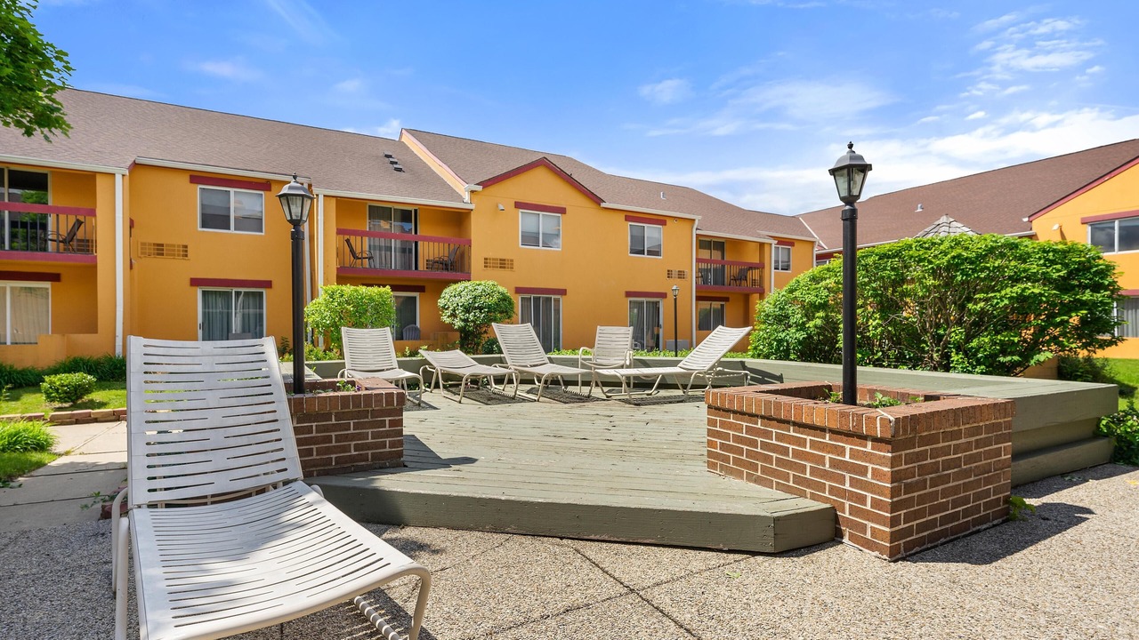 Photo of Patio Balcony in Westmont