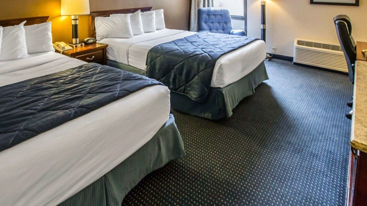 Photo of Bedroom in Schaumburg
