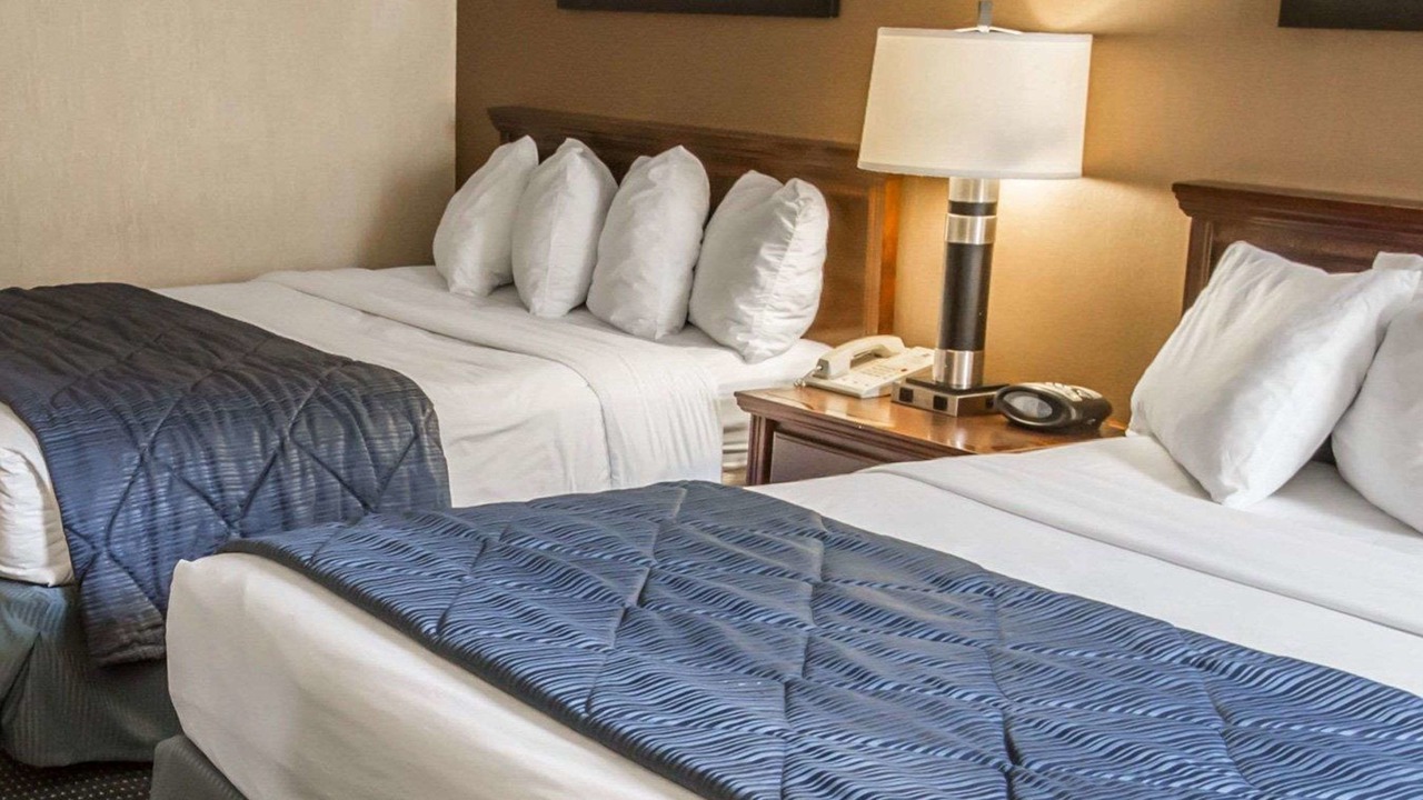 Photo of Bedroom in Schaumburg