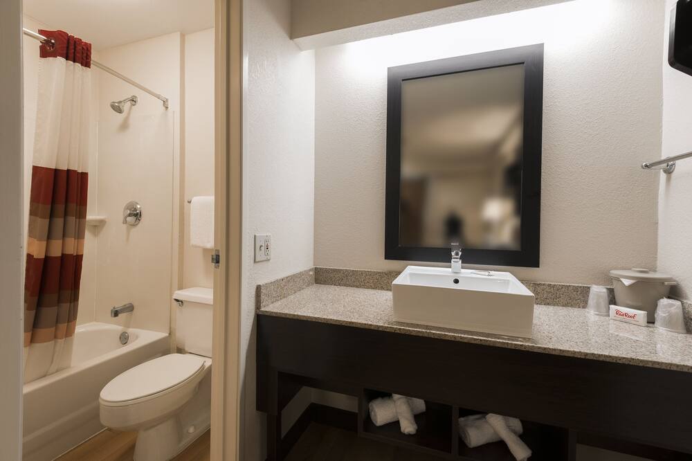 Photo of Bathroom in Willowbrook