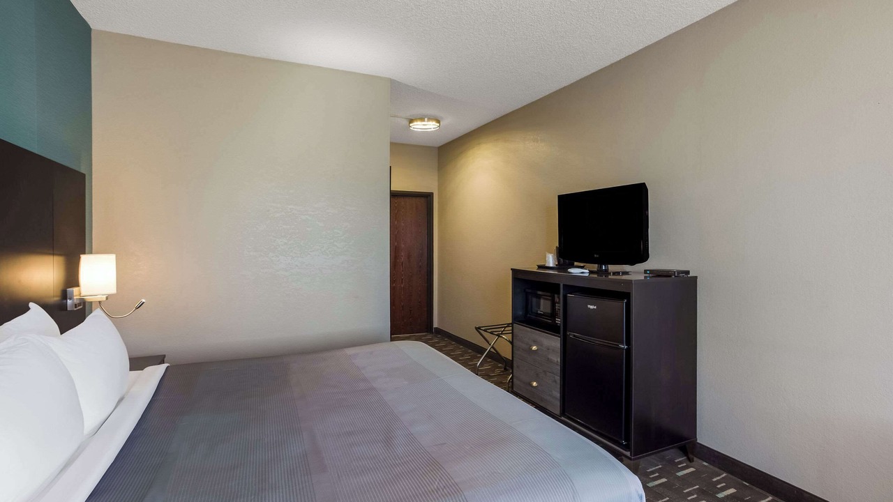 Photo of Bedroom in Galesburg