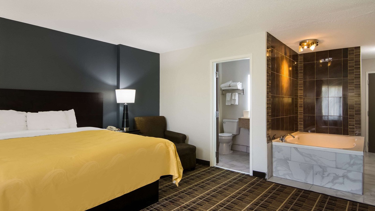 Photo of Bedroom in Fox Valley