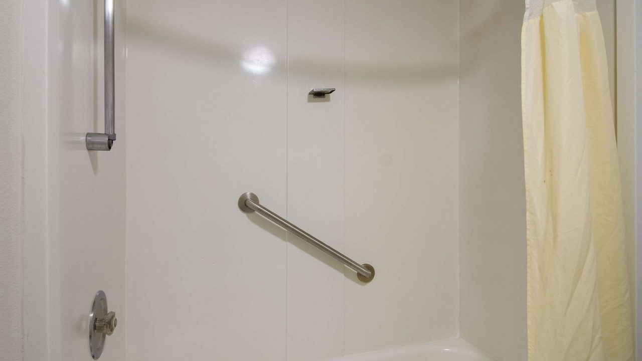Photo of Bedroom in Fox Valley