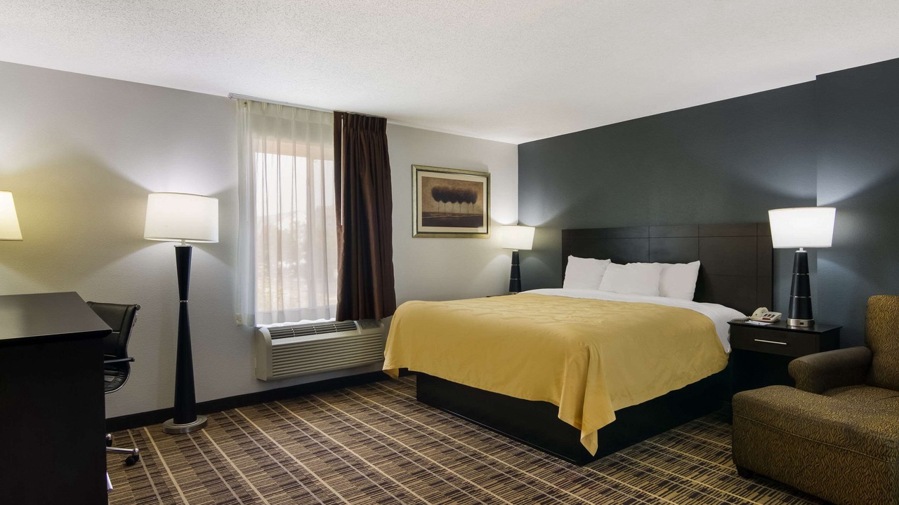 Photo of Bedroom in Fox Valley