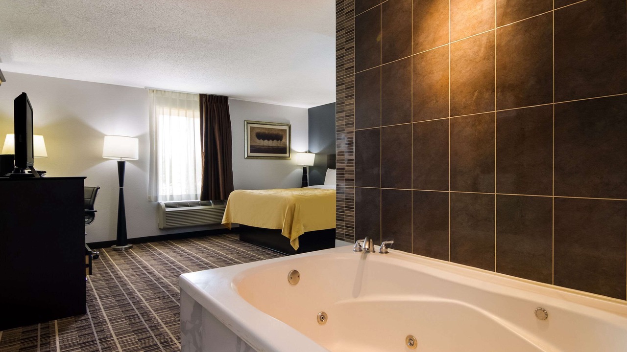 Photo of Bedroom in Fox Valley