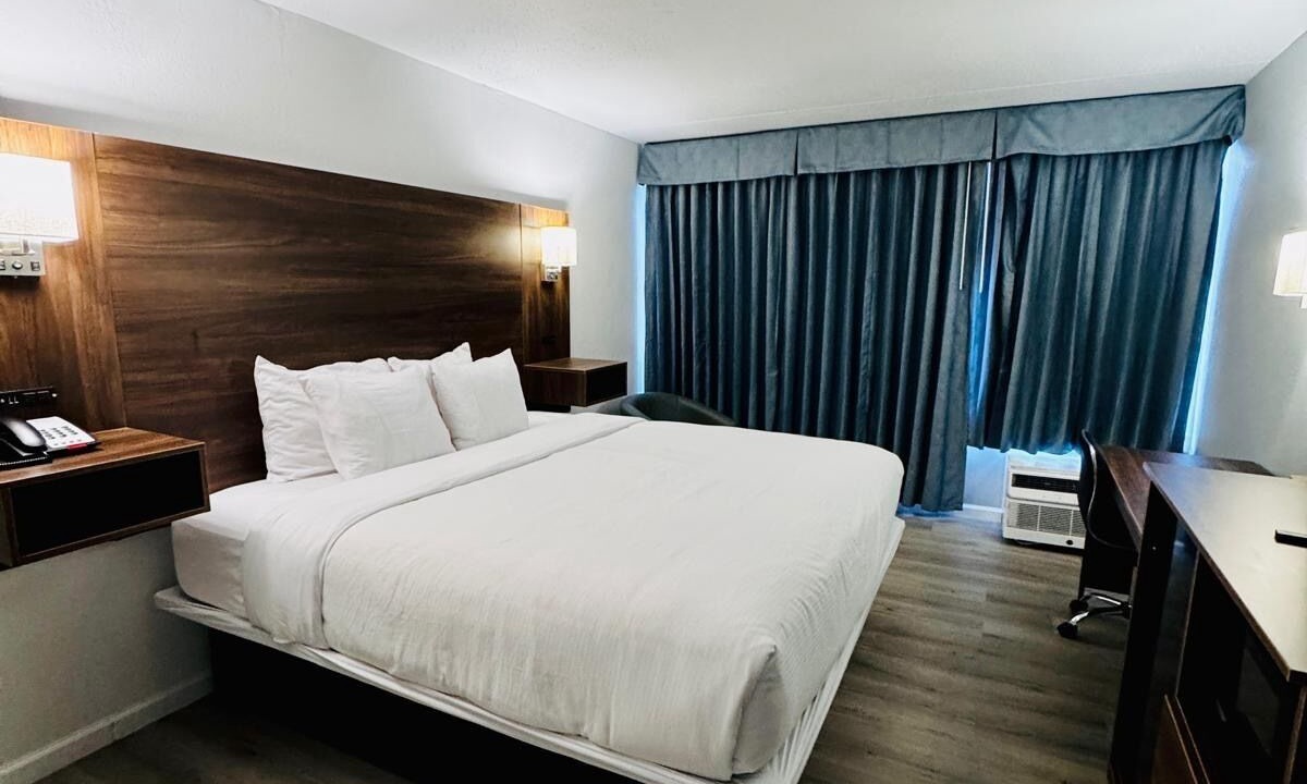 Photo of Bedroom in Addison