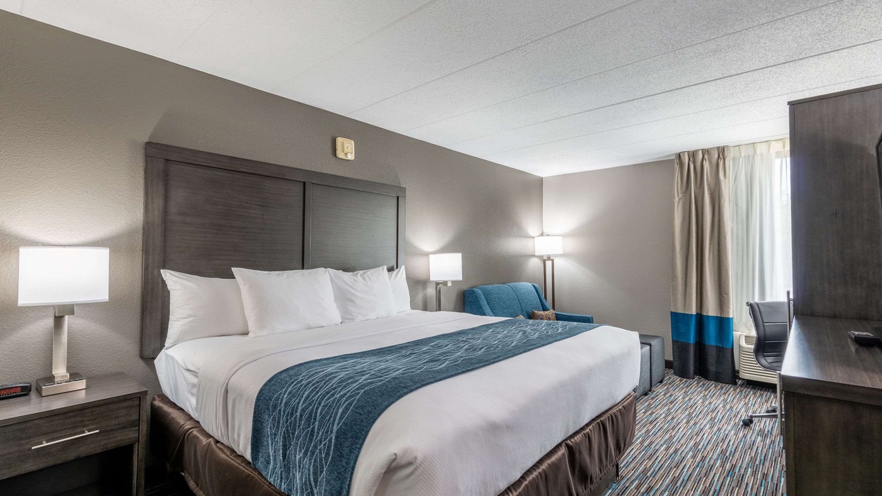 Photo of Bedroom in Schaumburg