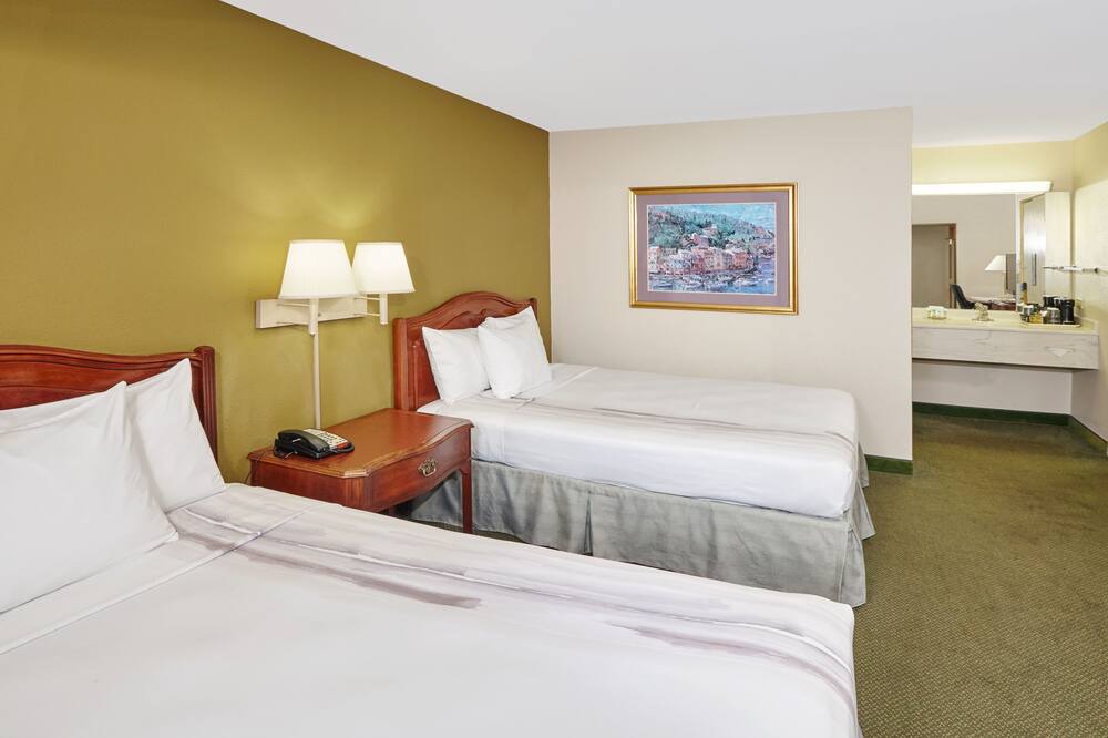 Photo of Bedroom in Indian Village