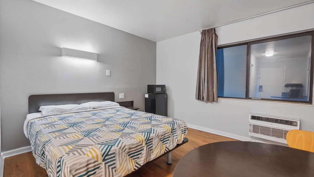 Photo of Bedroom in Normal