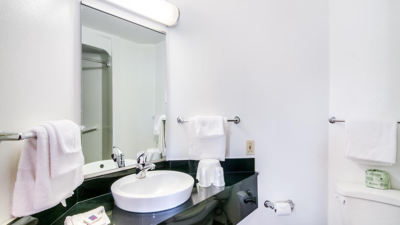 Photo of Bathroom in Joliet