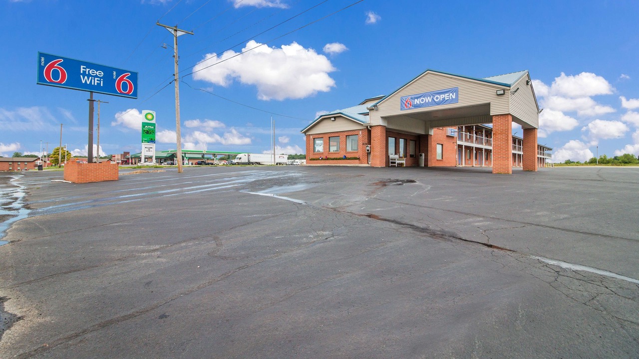 Photo of Outdoor in Metropolis