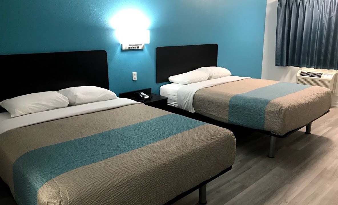 Photo of Bedroom in Metropolis