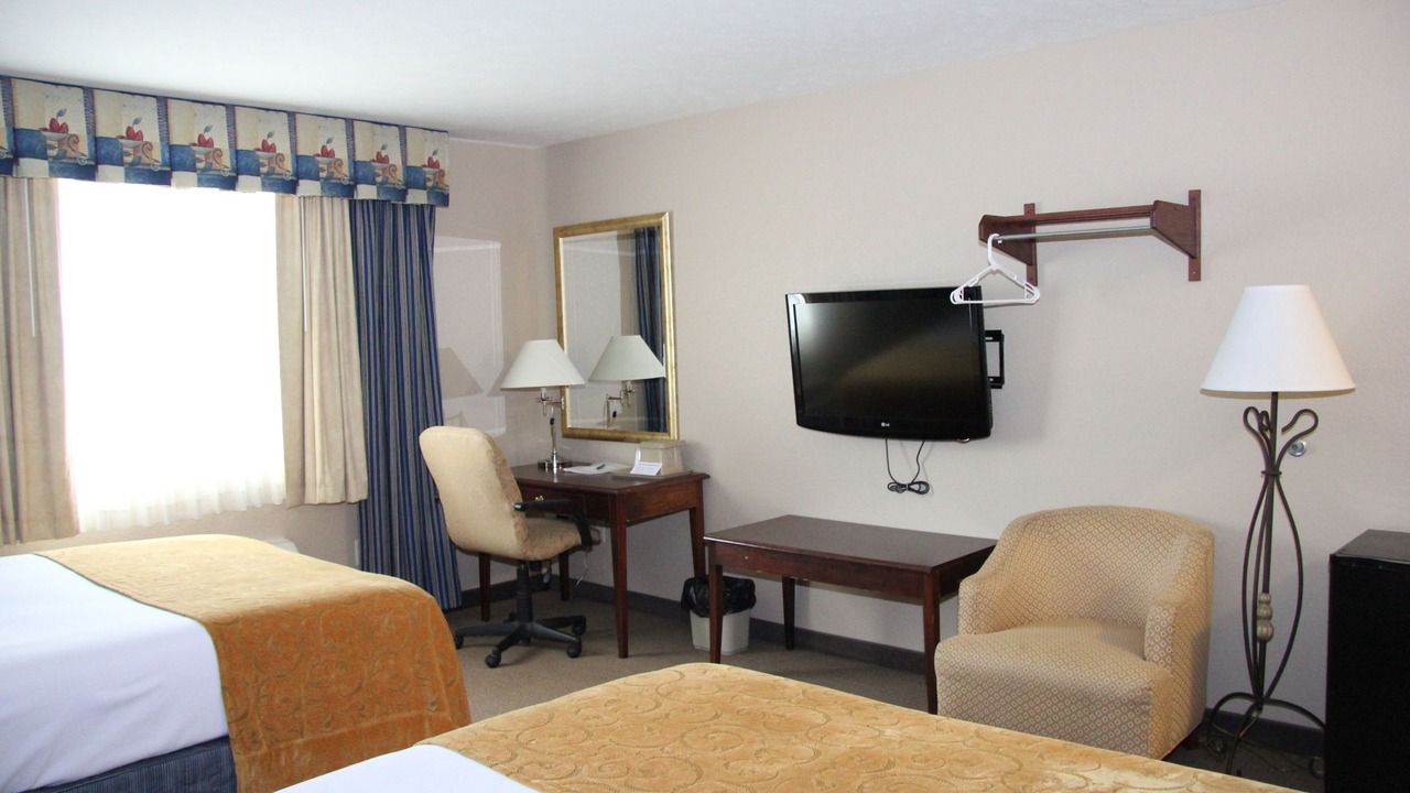 Photo of Livingroom in Pittsfield