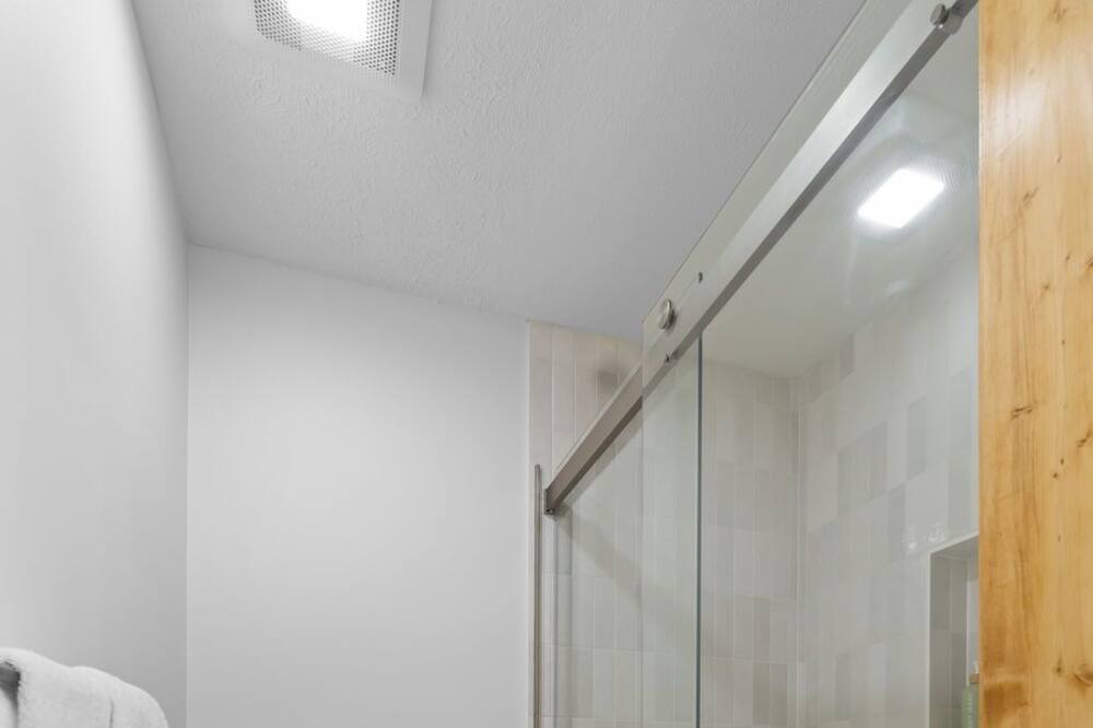 Photo of Bathroom in Cobden