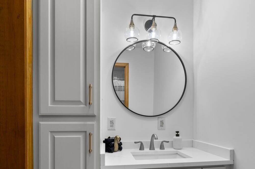 Photo of Bathroom in Cobden