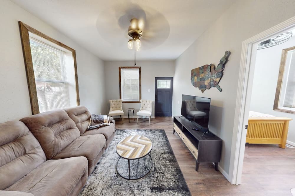Photo of Livingroom in Waterloo