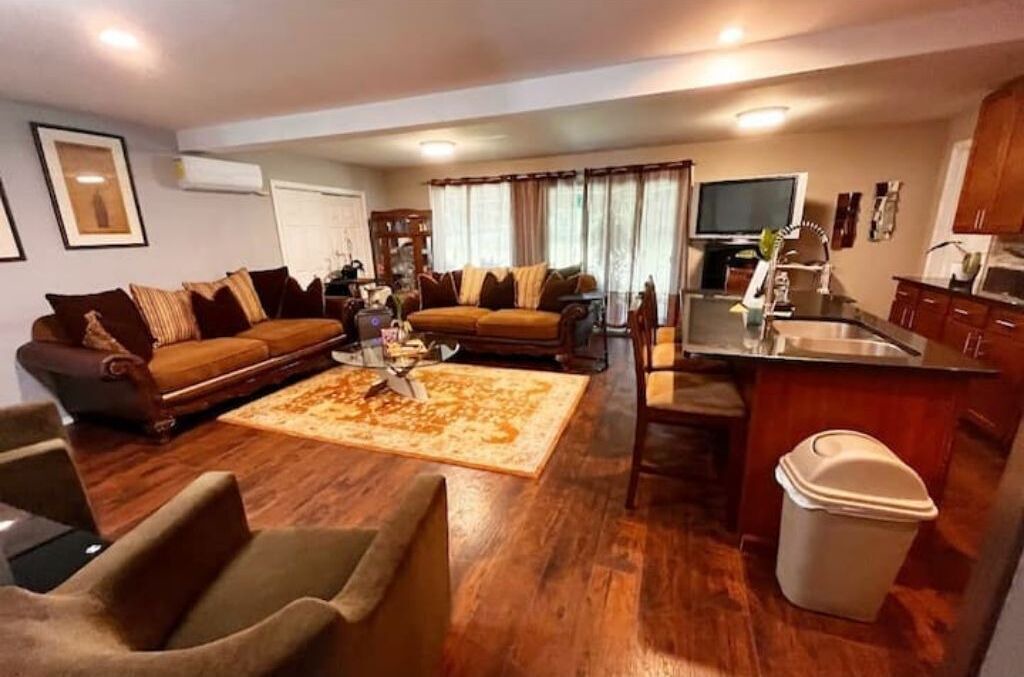 Photo of Livingroom in Northbrook