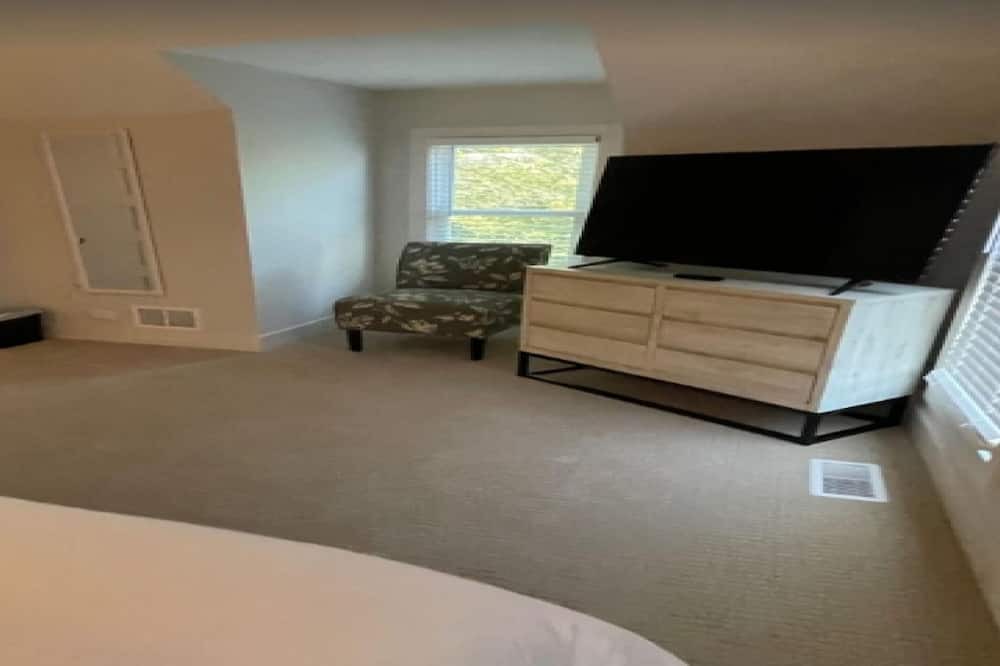 Photo of Bedroom in Libertyville