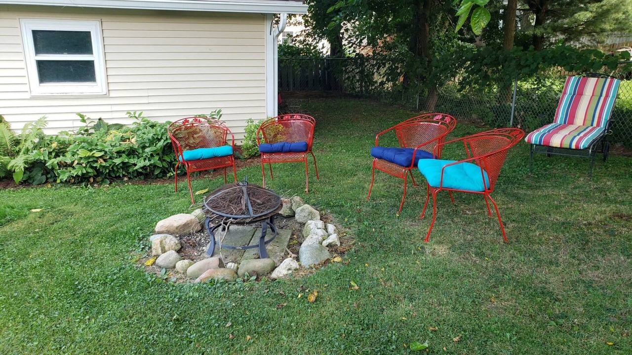 Photo of Outdoor in Oakwood Hills